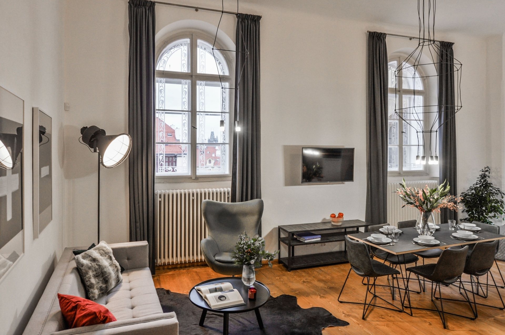 Apartmán Iris s obloukovými okny a klenutým stropem